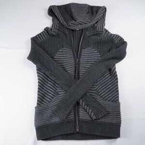 LULULEMON ATHLETICA WOMAN'S  SWEATER HOODIE, FULL ZIPER  COTTON SIZE 8
